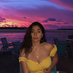 Meet your Posher, Mariana